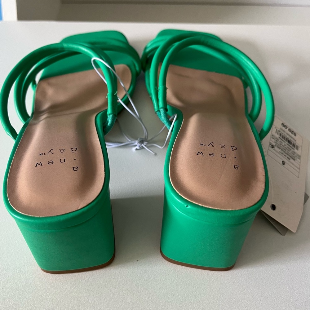 A New Day Women's Mule Block Green Heels | NWT Size 6 - Picture 8 of 9